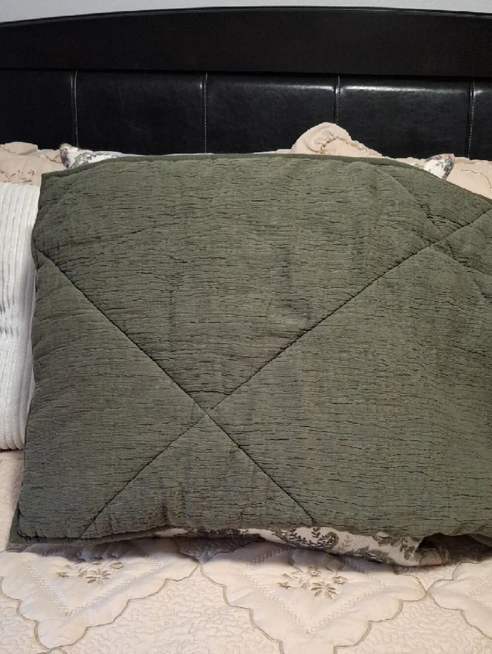 Crate&Barrel Pillow Sham Olive Green Quilted - Soft Home Bedding King Size